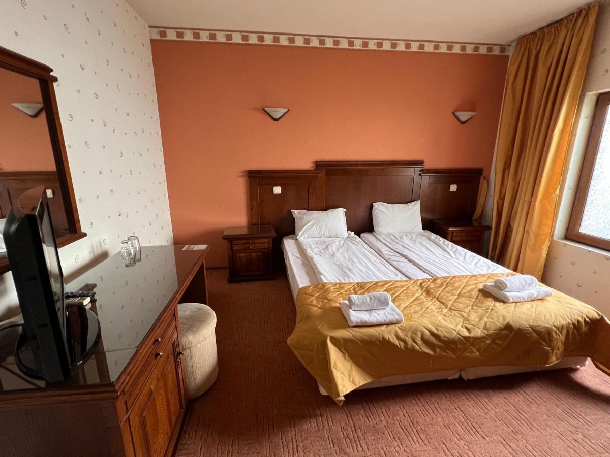 Hotel Bolyari Veliko Tarnovo Exterior photo