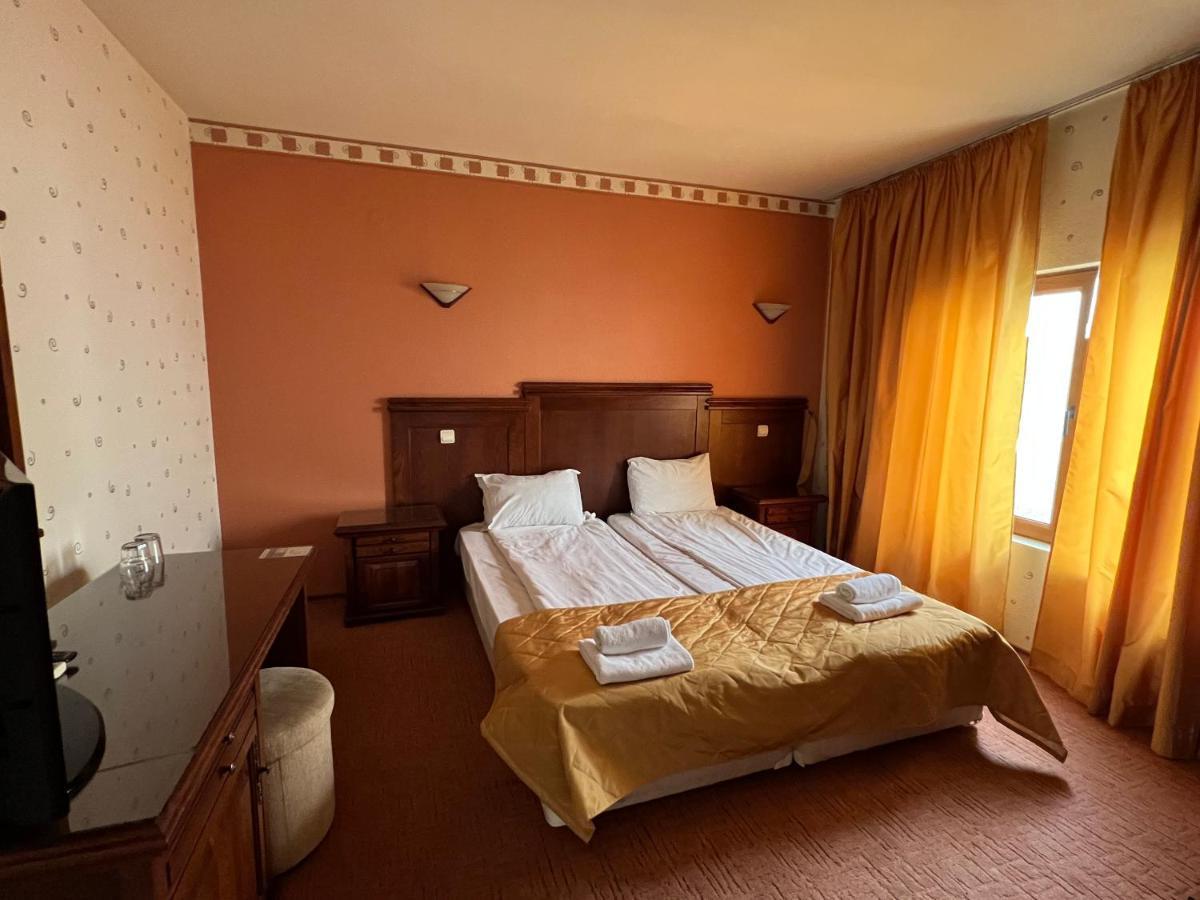 Hotel Bolyari Veliko Tarnovo Exterior photo