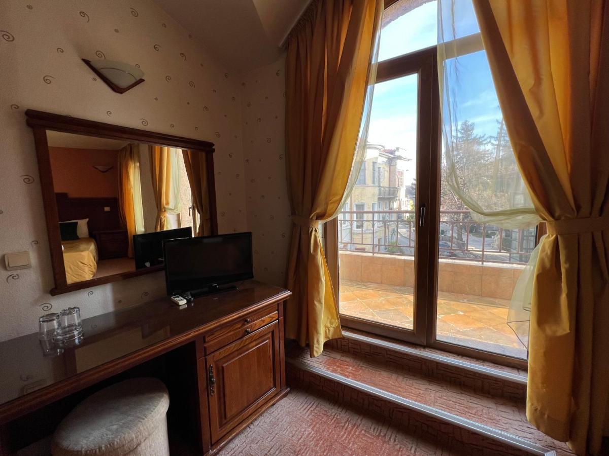 Hotel Bolyari Veliko Tarnovo Exterior photo